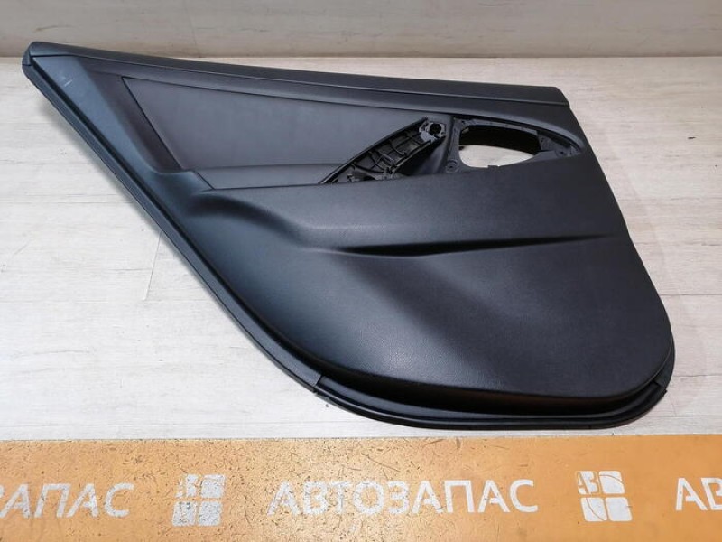 Camry v40 обшивка двери задняя левая эл деф