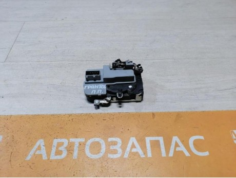 Granta №1 замок двери передний правый