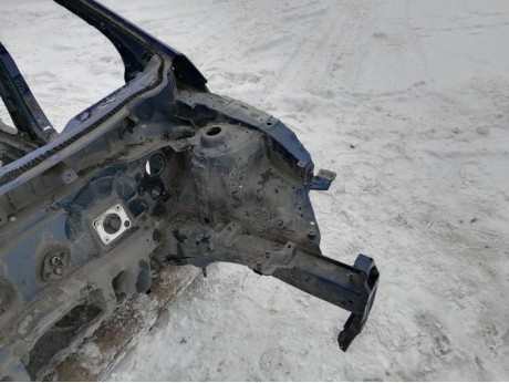 Solaris №4 лонжерон левый деф