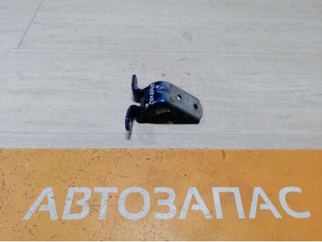 Solaris №4 петля двери передняя правая верхняя