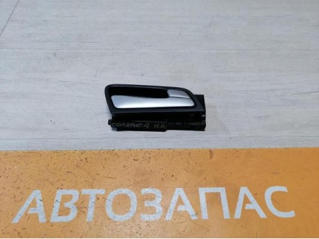 Solaris №4 ручка двери внутренняя передняя правая