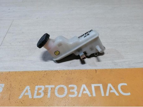 Solaris №4 бачок тормозного цилиндра