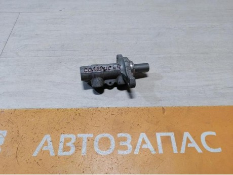Solaris №4 цилиндр тормозной главный