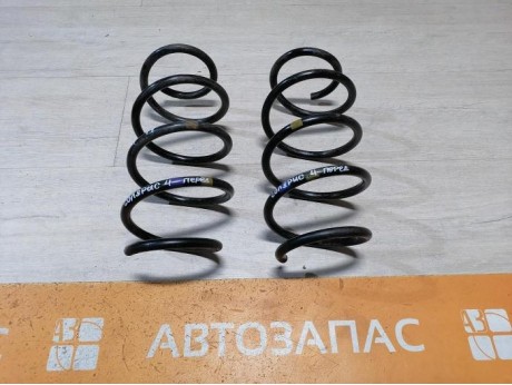Solaris №4 пружина передняя к-кт