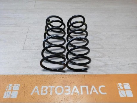Solaris №4 пружина задняя к-кт