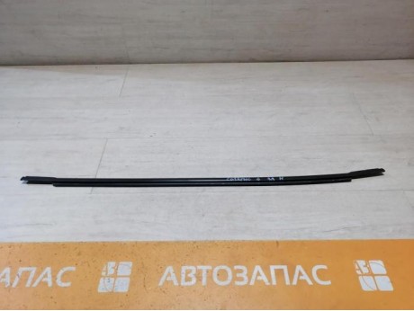 Solaris №4 бархотка наружная задняя левая