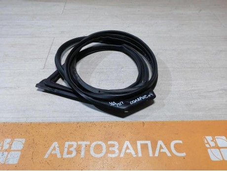 Solaris №4 уплотнитель двери передний правый