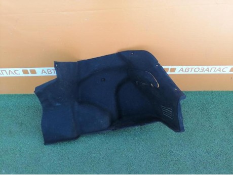 Solaris №4 обшивка багажника правая
