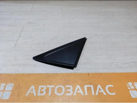 Solaris №4 накладка крыла задняя правая
