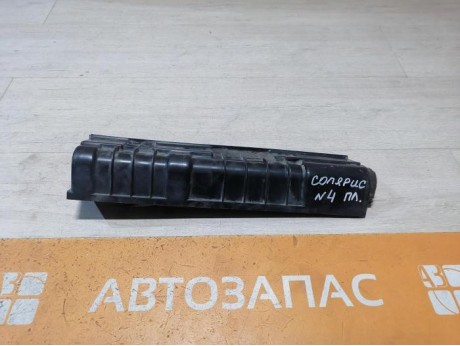 Solaris №4 дефлектор радиатора левый