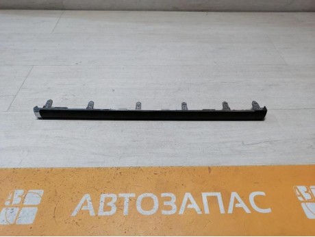 Land Cruiser 200 накладка торпедо декоративная 5547160140