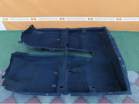 Solaris №4 пол салона