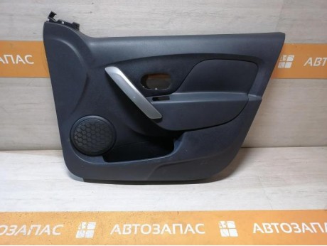 Logan №49 обшивка двери передняя правая