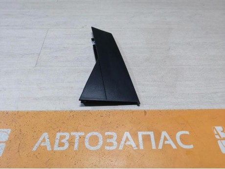 Arkana №2 накладка стойки двери наружная задняя левая кривая