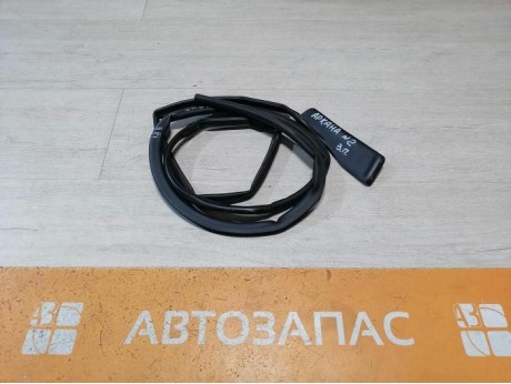Arkana №2 уплотнитель двери задний правый