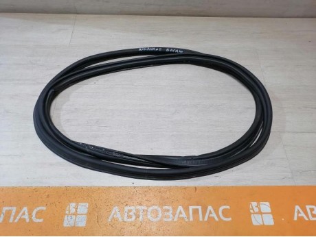 Arkana №2 уплотнитель багажника