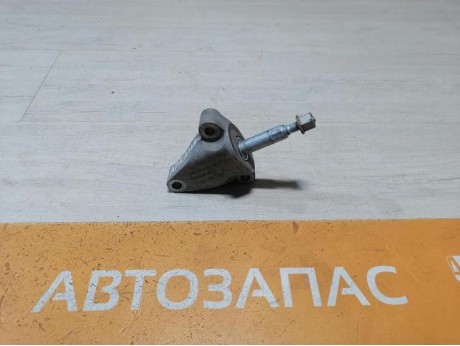 Arkana №2 кронштейн верхней подушки коробки вариатор