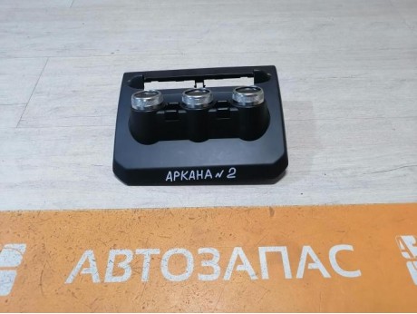 Arkana №2 блок управления климат контролем
