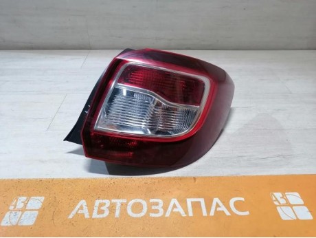 Sandero №14 фонарь правый