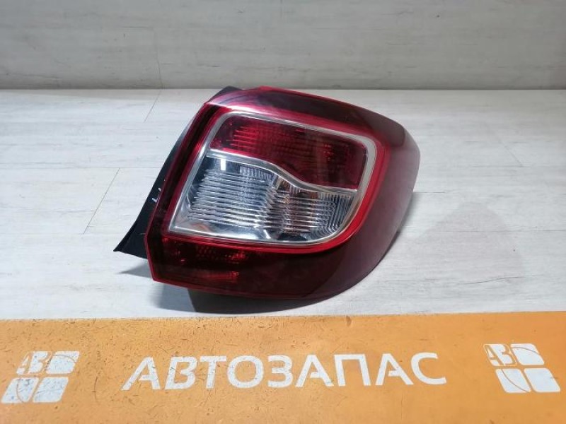 Sandero №14 фонарь правый