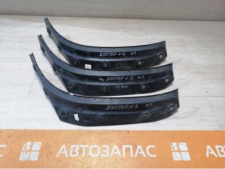Duster №4 накладка крыла задняя правая 788742869