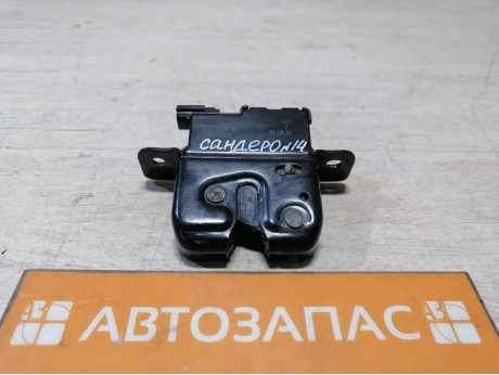 Sandero №14 замок багажника