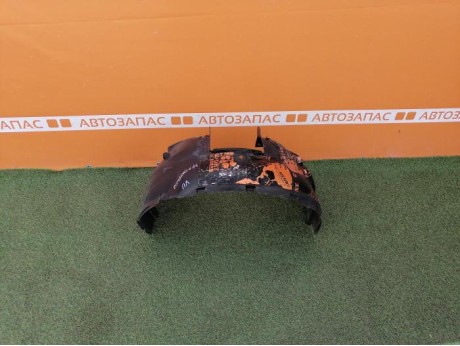 Sandero №14 подкрылок передний левый деф