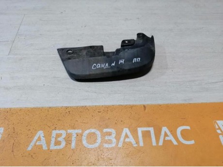 Sandero №14 брызговик передний правый степвей