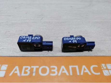 Sandero №14 датчик удара боковой