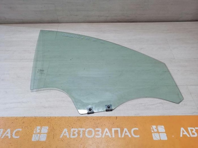 Sandero №14 стекло переднее правое 15