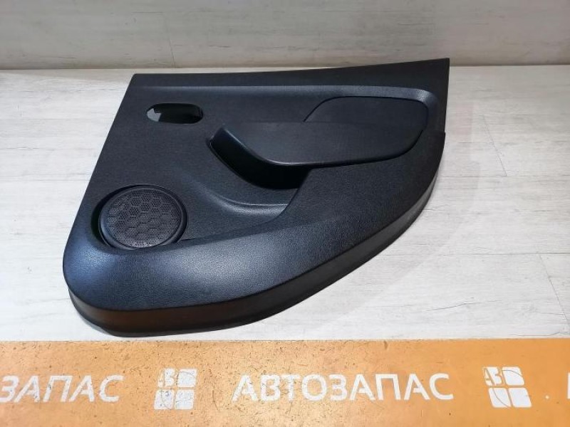 Sandero №14 обшивка двери задняя правая эл