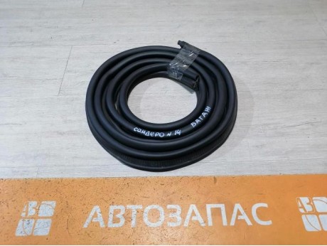 Sandero №14 уплотнитель багажника