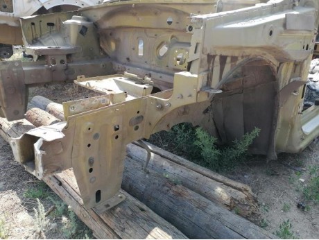 Sandero №14 лонжерон левый