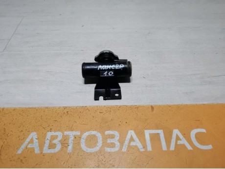 Lancer 10 №1 горловина радиатора охлаждения