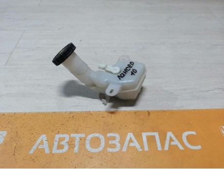 Lancer 10 №1 бачок тормозного цилиндра