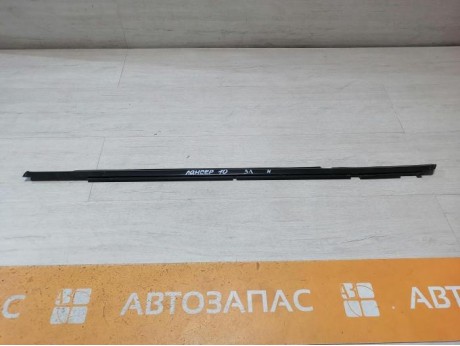 Lancer 10 №1 бархотка наружная задняя левая деф