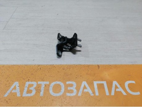 Lancer 10 №1 петля двери задняя левая верхняя