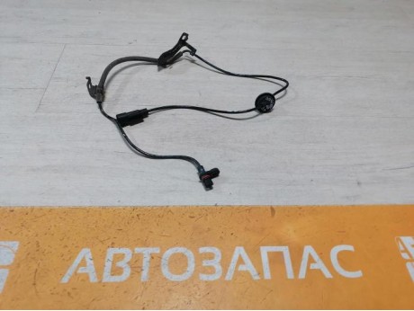 Lancer 10 №1 датчик абс задний правый