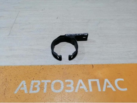 Duster №6 кронштейн бачка ГУР