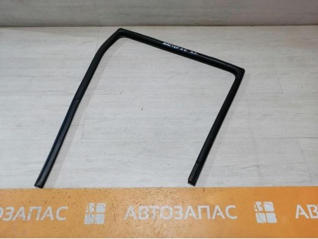 Duster №6 бархотка верхняя задняя левая