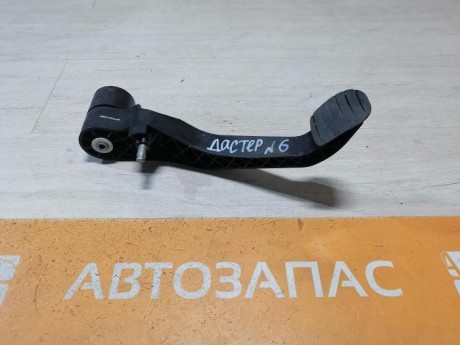 Duster №6 педаль сцепления