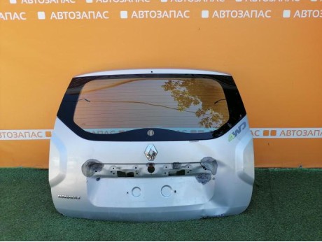 Duster №6 крышка багажника со стеклом деф
