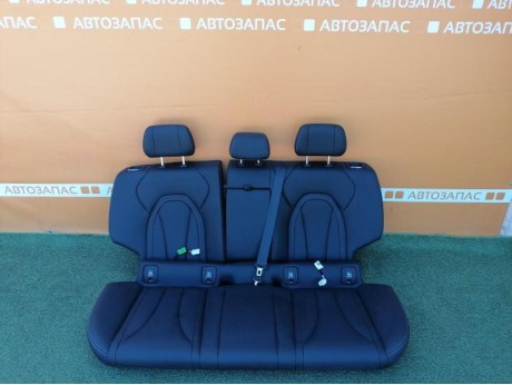 Omoda C5 диван кожа