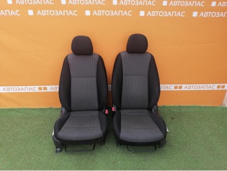 Rio 4 №1 сиденье левое правое к-кт