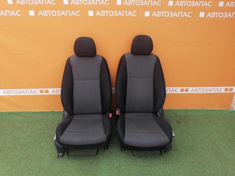 Rio 4 №1 сиденье левое правое к-кт