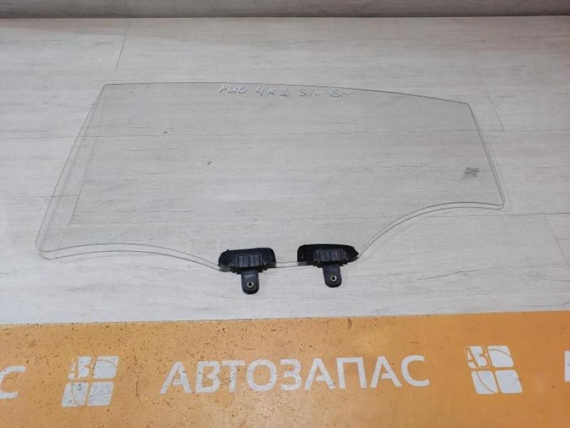 Rio 4 №1 стекло заднее левое 19