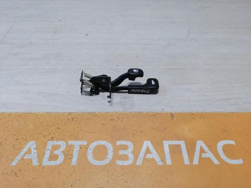 Rio 4 №1 ручка открывания багажника лючка бензобака