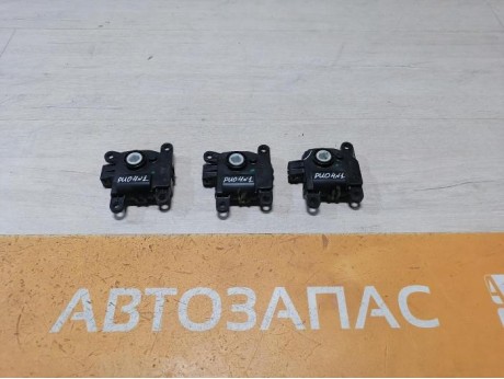 Rio 4 №1 моторчик заслонки печки