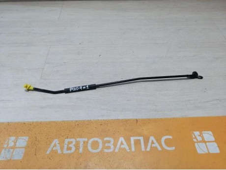 Rio 4 №1 упор капота