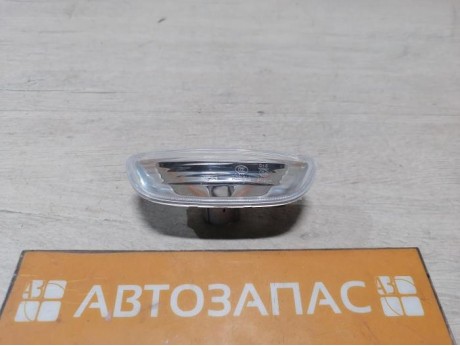 Rio 4 №1 повторитель поворота в крыло левый